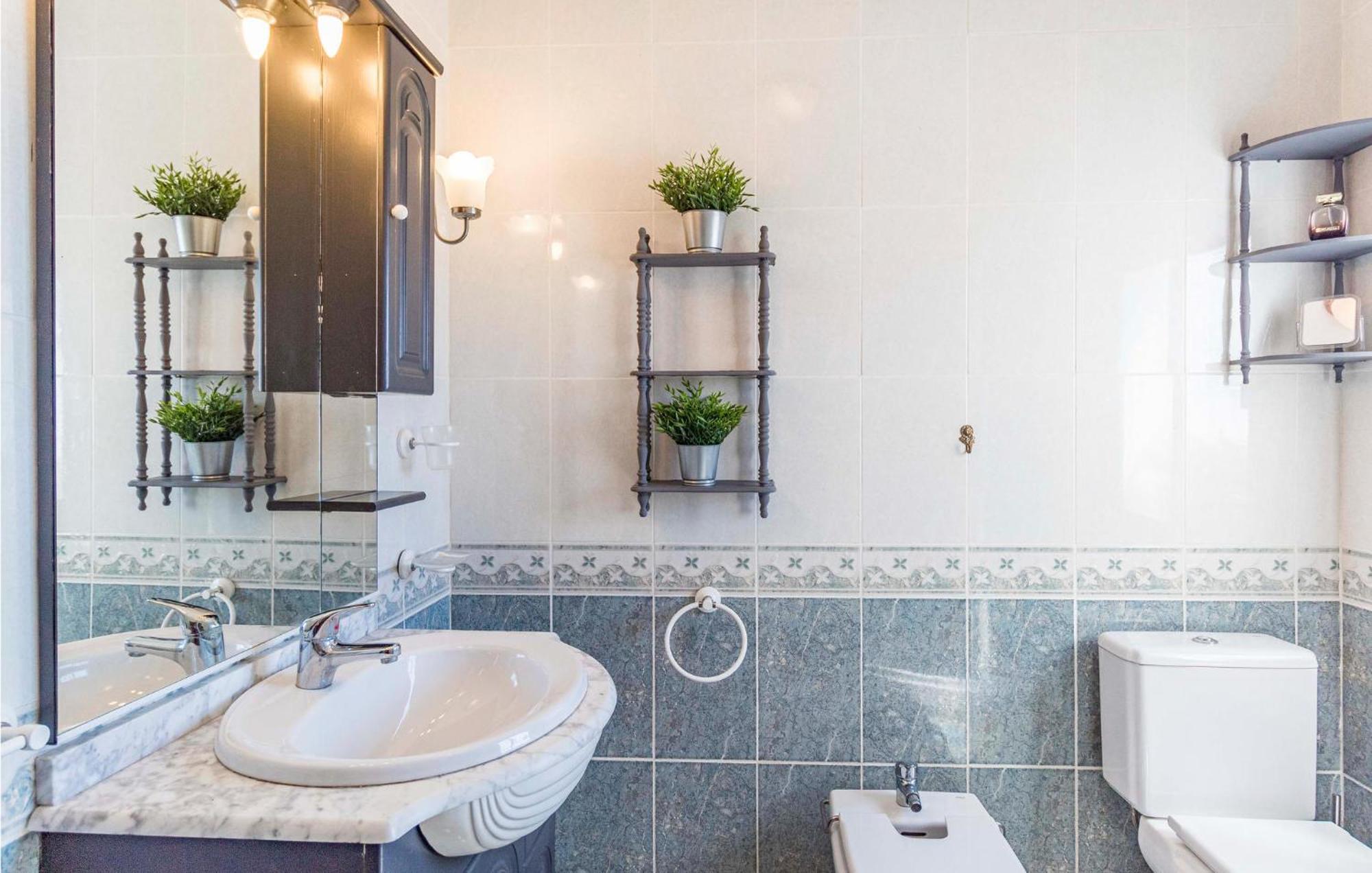 Pet Friendly Home In Velilla-Taramay With Kitchen Bagian luar foto