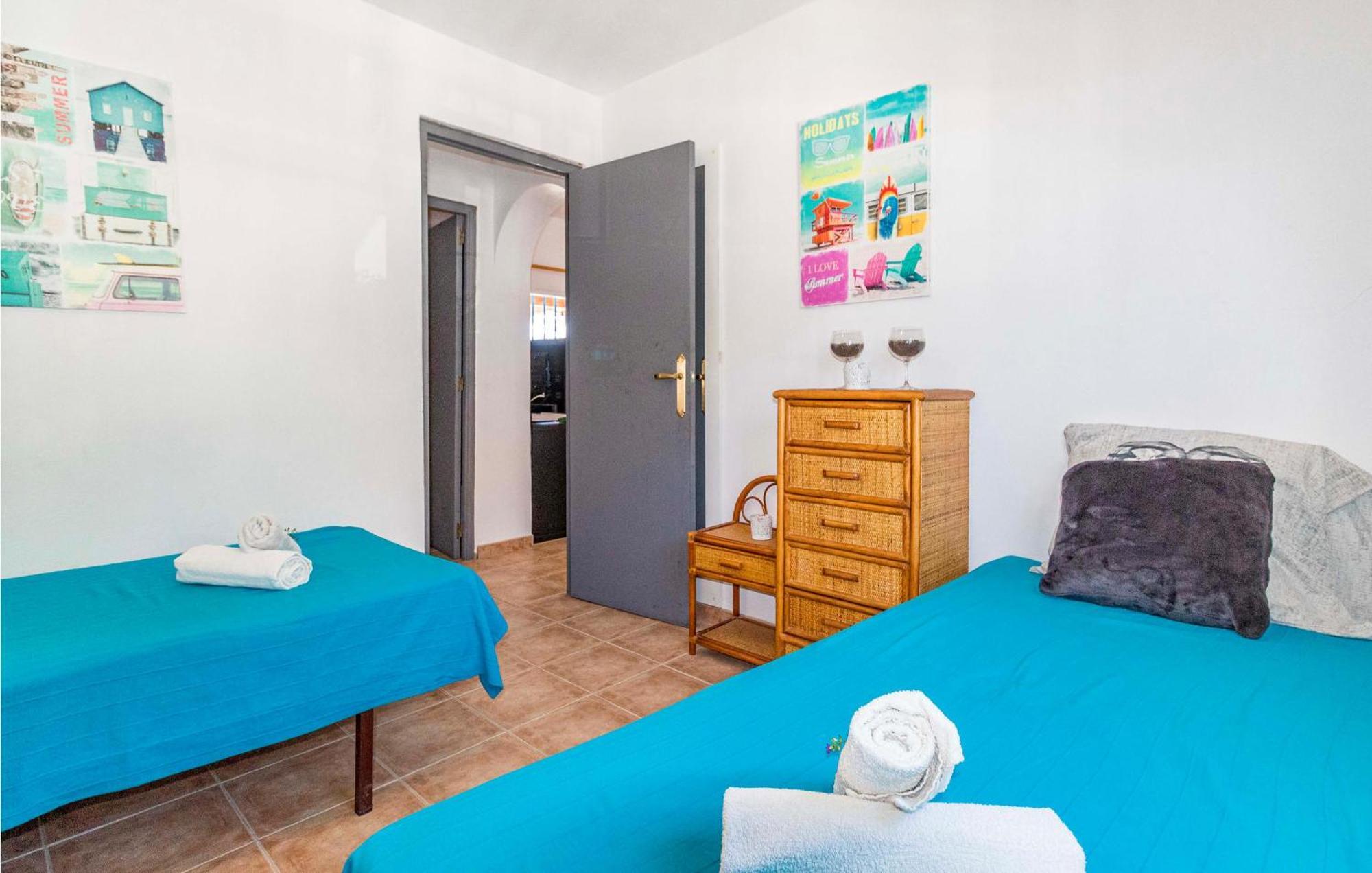 Pet Friendly Home In Velilla-Taramay With Kitchen Bagian luar foto