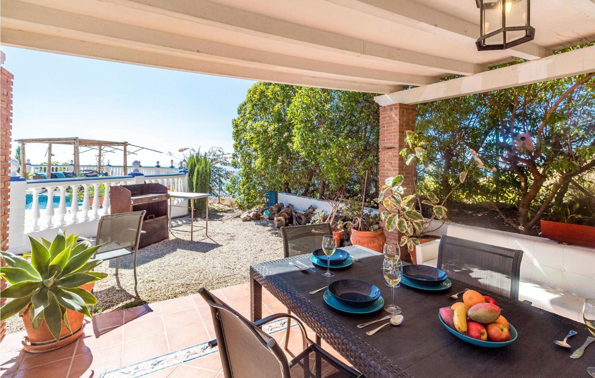 Pet Friendly Home In Velilla-Taramay With Kitchen Bagian luar foto
