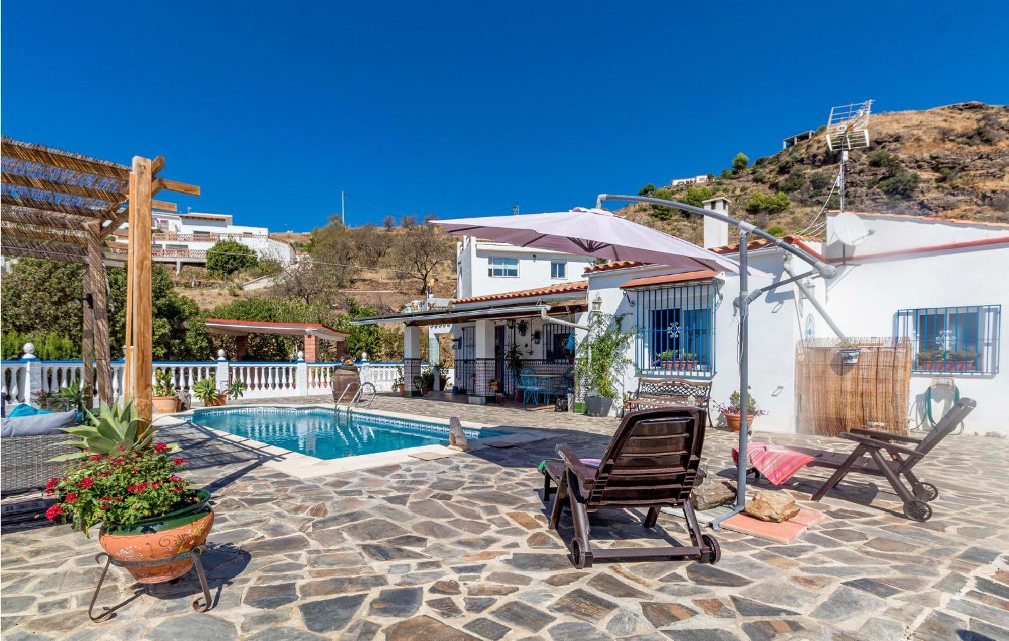 Pet Friendly Home In Velilla-Taramay With Kitchen Bagian luar foto